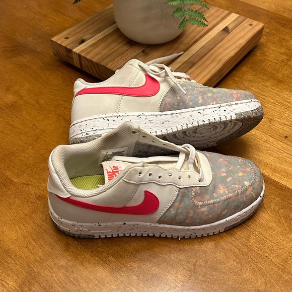 Nike Air Force 1 Low Crater Siren Red - Picture 1 of 14